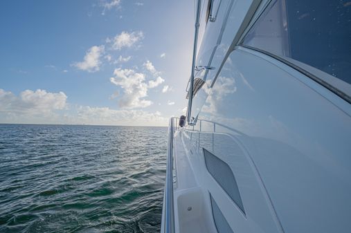 Riviera 52 Enclosed Flybridge image