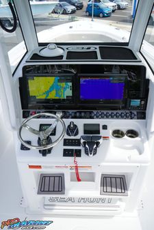 Sea-hunt ULTRA-305 image