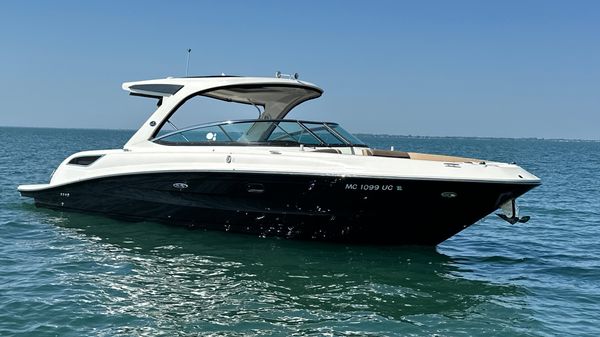 Sea Ray SLX 350