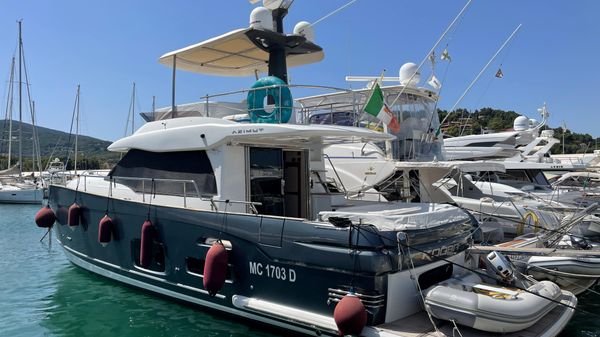 Azimut Magellano 53