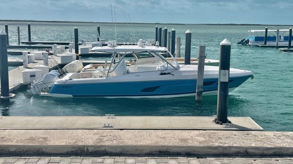 Intrepid 409 Valor