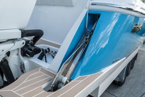 Intrepid 409 Valor image