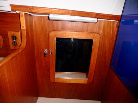 Caliber 40 image