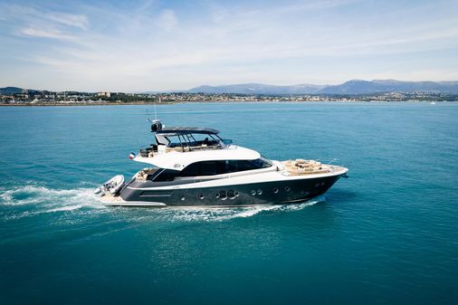 Monte Carlo Yachts MCY 70 image