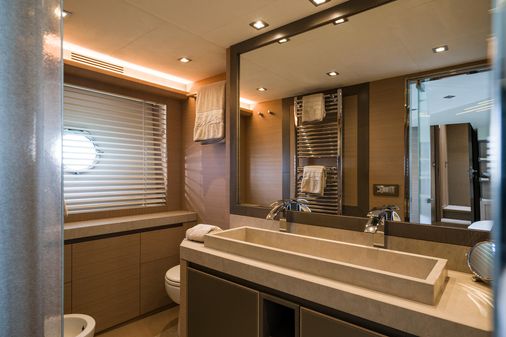 Monte Carlo Yachts MCY 70 image