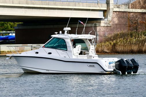 Boston Whaler 345 Conquest image