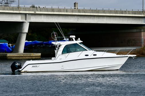 Boston Whaler 345 Conquest image