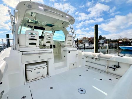 Boston Whaler 345 Conquest image