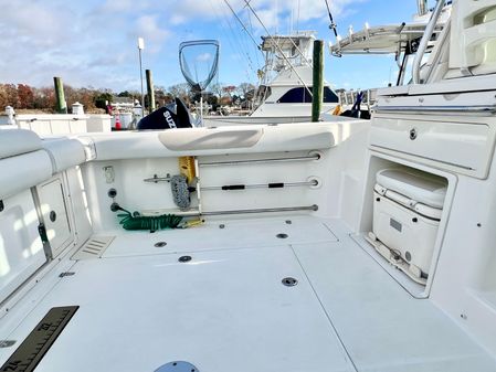 Boston Whaler 345 Conquest image