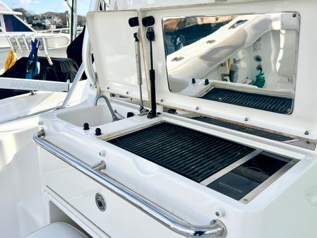 Boston Whaler 345 Conquest image