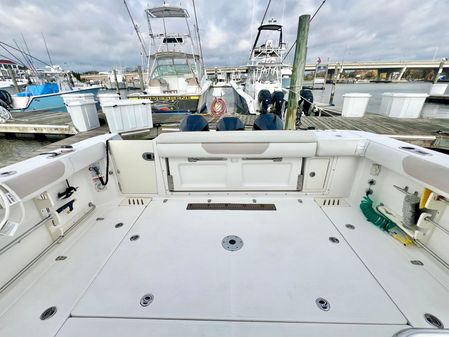 Boston Whaler 345 Conquest image