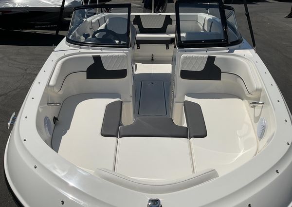 Bayliner VR4-BOWRIDER-OB image