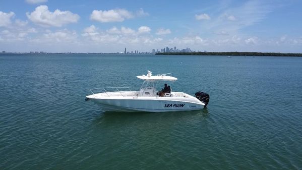 Boston Whaler 320 Outrage image