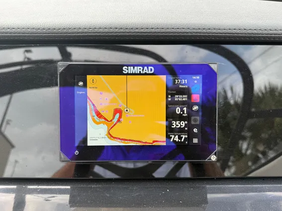 Sea Ray SPX 210 Outboard image