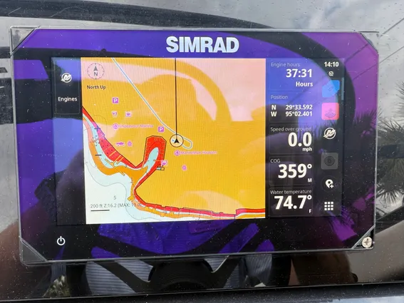 Sea Ray SPX 210 Outboard image