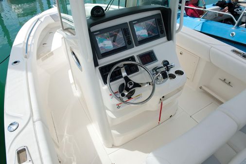 Boston Whaler 250 Outrage image