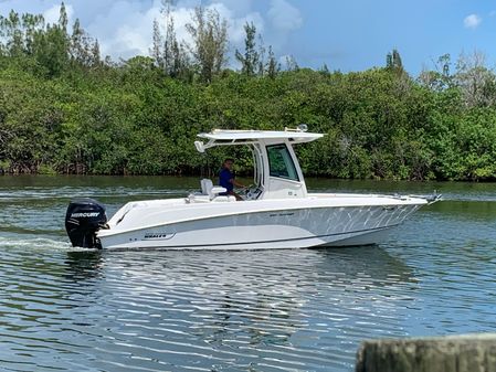 Boston Whaler 250 Outrage image