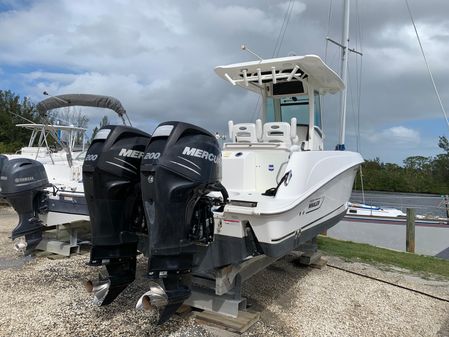 Boston Whaler 250 Outrage image