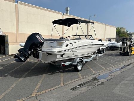 Bayliner VR5-BOWRIDER-OB image