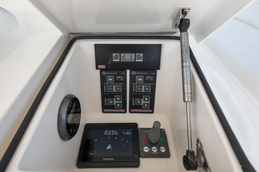 Viking 50 Convertible image