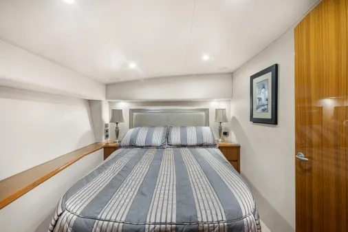 Viking 50 Convertible image