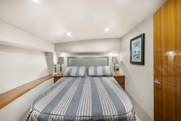 Viking 50-CONVERTIBLE image