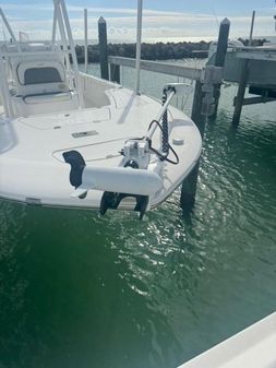 Tidewater 2110 Bay Max image