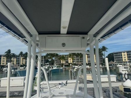 Tidewater 2110 Bay Max image