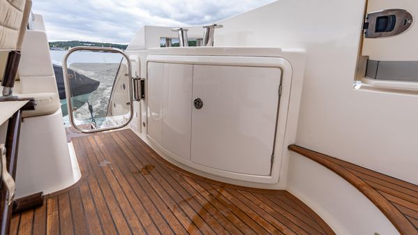 Azimut 58 Flybridge image