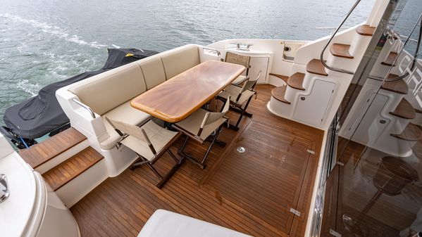 Azimut 58 Flybridge image