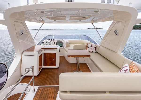 Azimut 58 Flybridge image