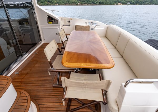 Azimut 58 Flybridge image