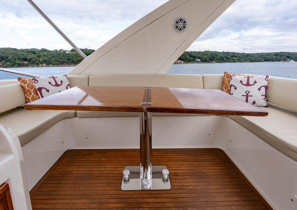 Azimut 58 Flybridge image