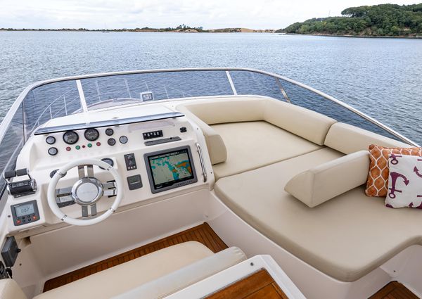 Azimut 58 Flybridge image