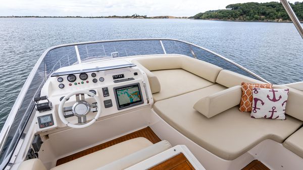 Azimut 58 Flybridge image