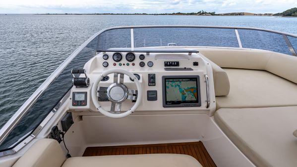 Azimut 58 Flybridge image