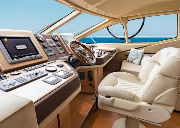 Azimut 58 Flybridge image