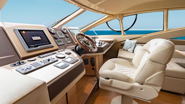 Azimut 58 Flybridge image