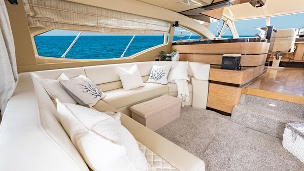 Azimut 58 Flybridge image