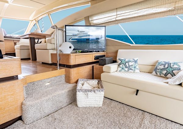 Azimut 58 Flybridge image