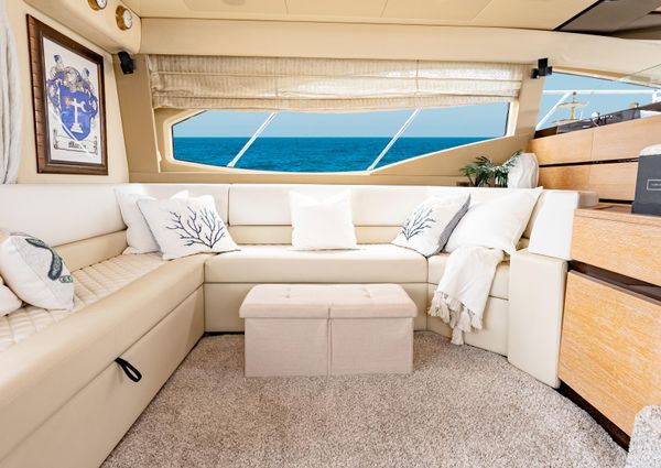 Azimut 58 Flybridge image