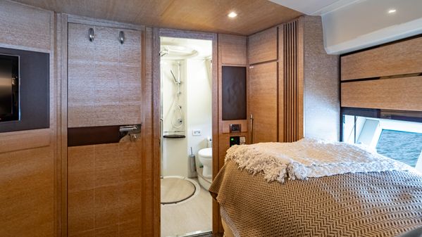 Azimut 58 Flybridge image