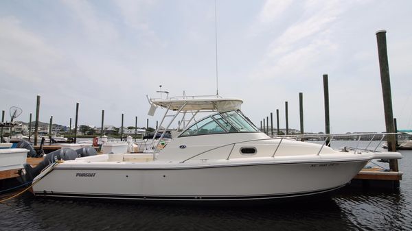 Pursuit 285 Offshore Serviced 