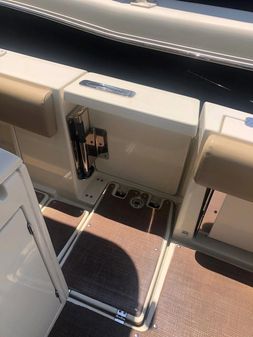 Chris-Craft Catalina 34 image