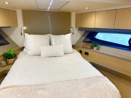 Sunseeker Manhattan 52 image
