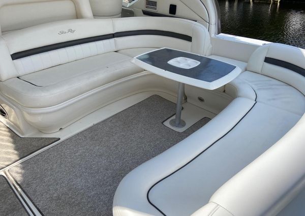 Sea Ray 420 Sundancer image