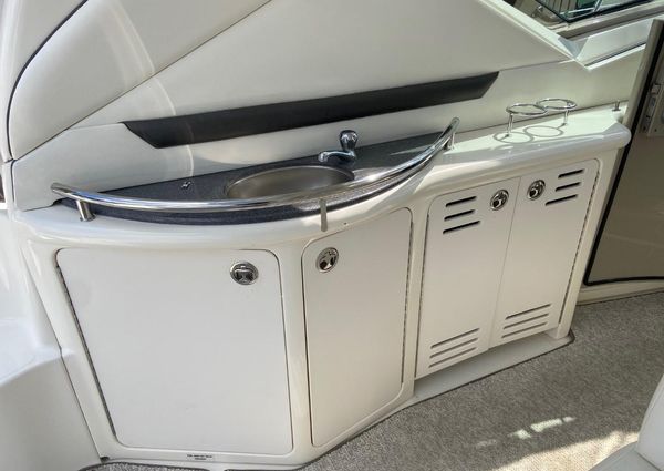 Sea Ray 420 Sundancer image