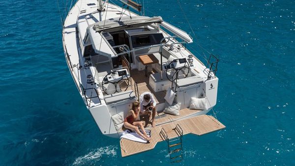 Beneteau Sense 57