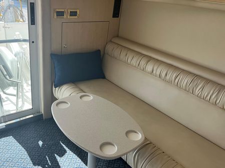 Sea Ray Sedan Bridge image