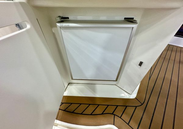 Sea Ray 340 Sundancer image